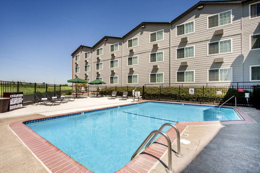 Quality Inn & Suites Springfield Exterior foto