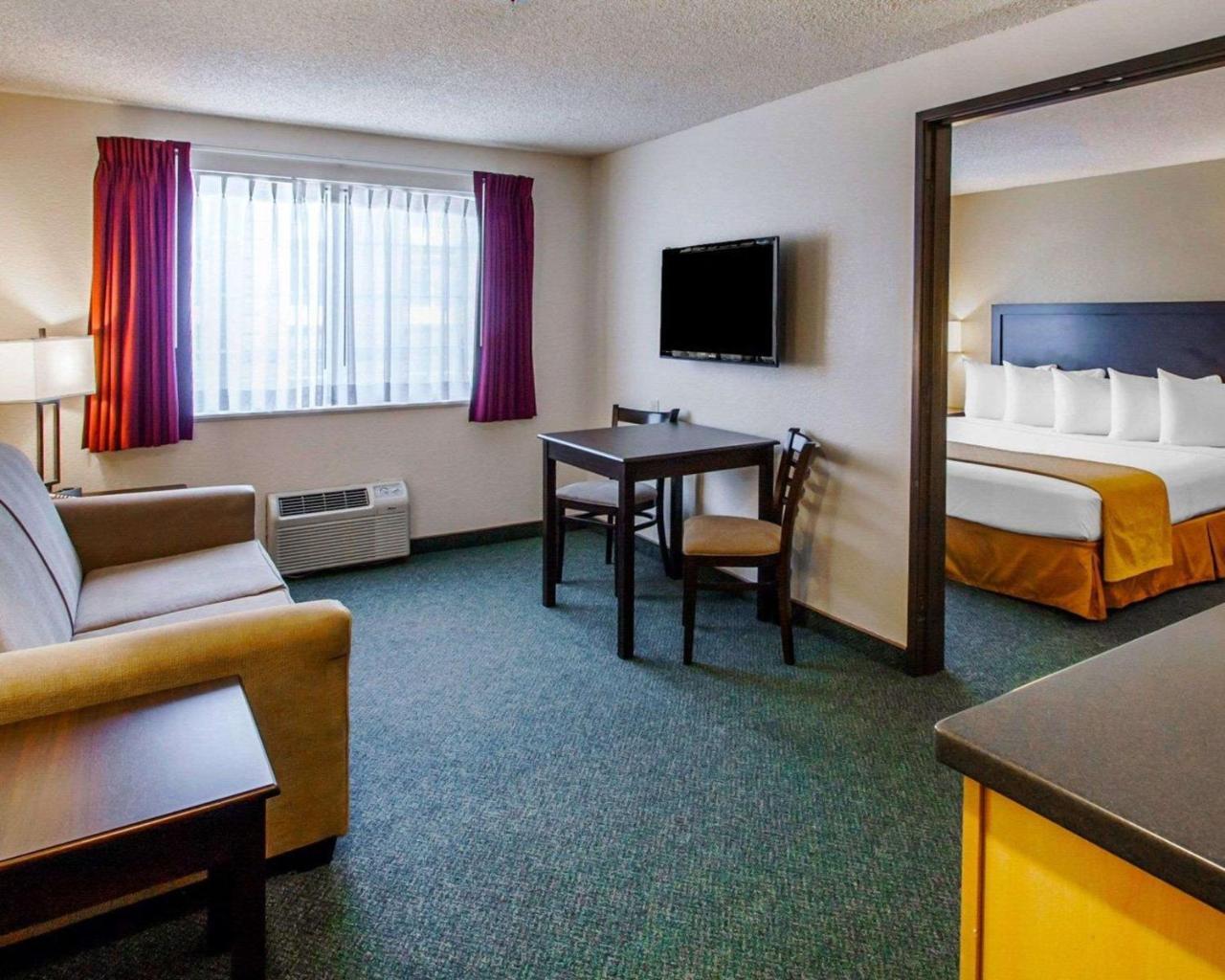 Quality Inn & Suites Springfield Exterior foto